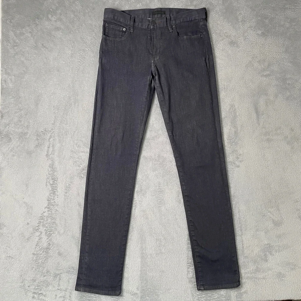 Uniqlo Slim Fit Straight Jeans Mens 30x33 Dark Wash Stretch Denim Elevated Basic